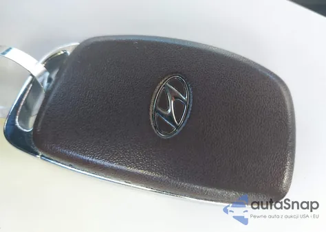 2017 Hyundai Elantra Limited z USA, uszkodzony, nr VIN KMHD84LF3HU068343